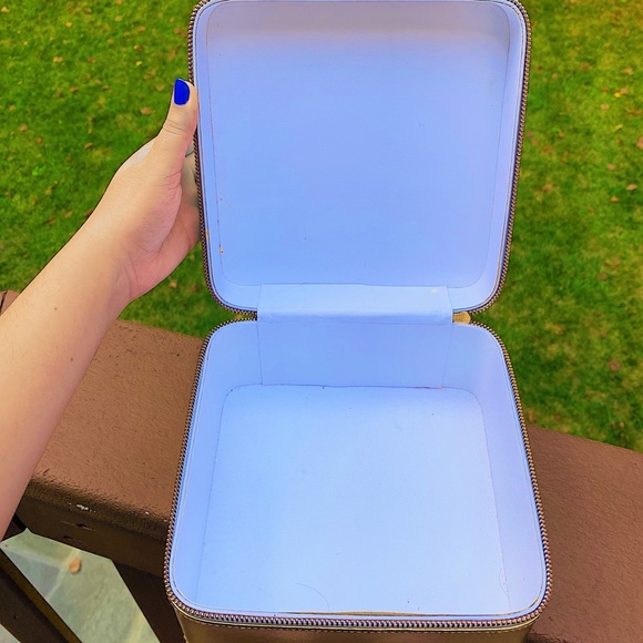 SOLD - Picture 4 of 4